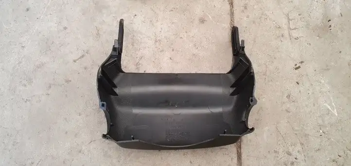 Honda CR-V (2009 - 2012) Обшивка рулевой колонки — фото 1