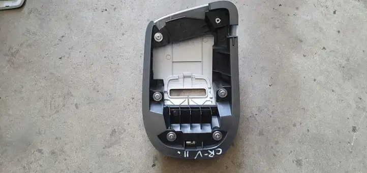 Honda CR-V (2009 - 2012) Накладка ремня безопасности — фото 4