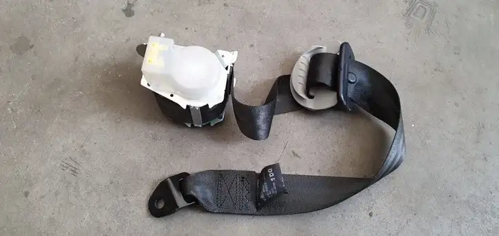 Hyundai i20 (PB PBT) (2008 - 2012) Задний ремень безопасности — фото 4