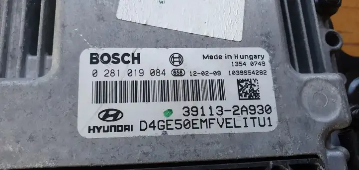 Hyundai i30 (2012 - 2015) Блок управления двигателем (ЭБУ) — фото 2