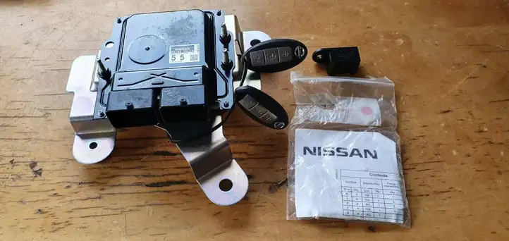 Nissan Leaf I (ZE0) (2010 - 2017) Блок управления двигателем (ЭБУ) — фото 2