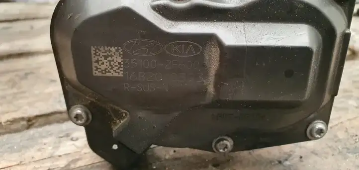 Kia Sportage (2016 - 2018) Дроссельная заслонка — фото 2