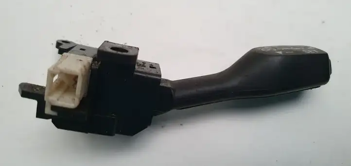 Toyota Land Cruiser (J120) (2002 - 2009) Другие включатели / ручки/ переключатели — фото 2