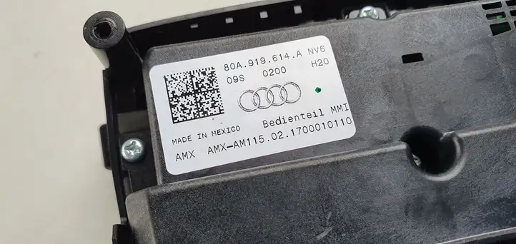 Audi Q5 SQ5 (2017 - ) Другие включатели / ручки/ переключатели — фото 6