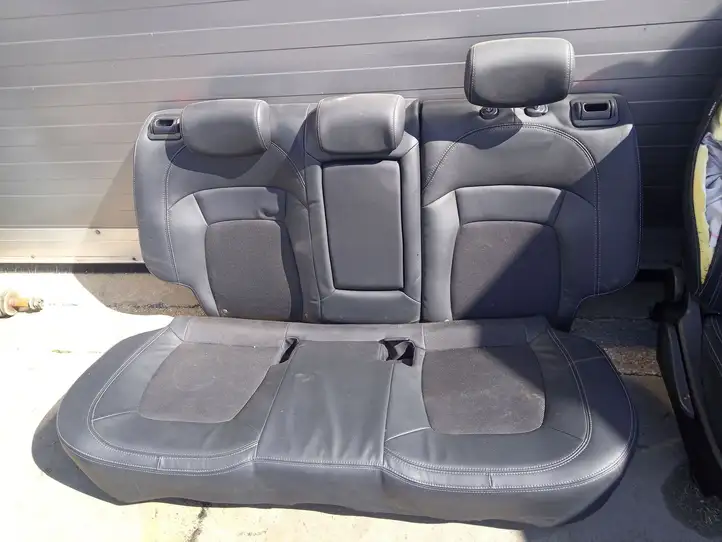 Kia Sportage (2010 - 2014) Комплект отделки дверей — фото 3