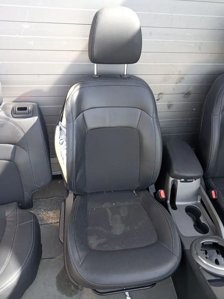 Kia Sportage (2010 - 2014) Комплект отделки дверей — фото 4