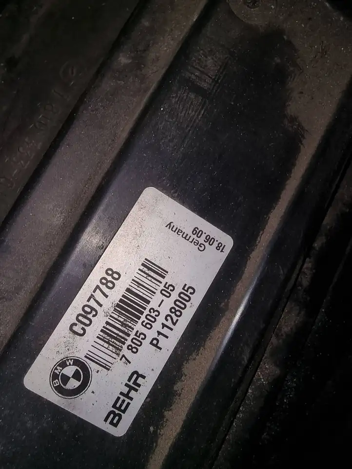 BMW 5 E60 E61 (2004 - 2010) 7805603 Комплект радиаторов охлаждения — фото 2