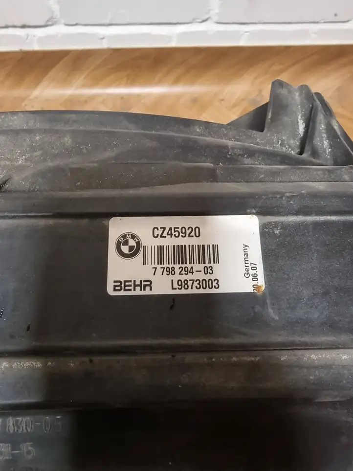 BMW 5 E60 E61 (2004 - 2010) 7798294 Комплект радиаторов охлаждения — фото 10