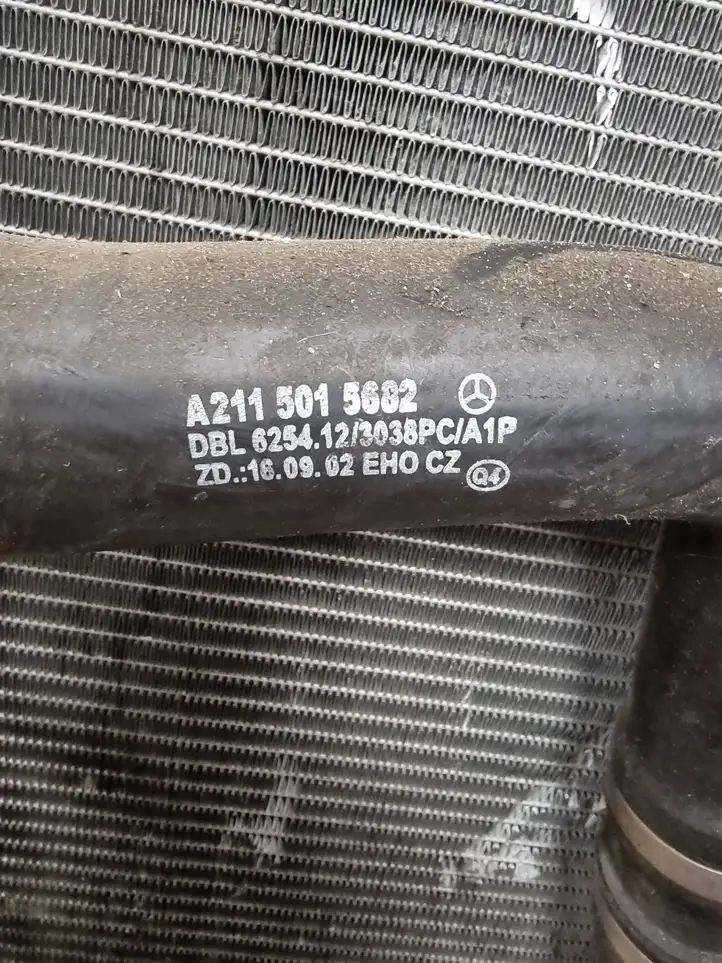 Mercedes-Benz E W211 (2002 - 2009) A2115003102 Радиатор охлаждающей жидкости двигателя — фото 6