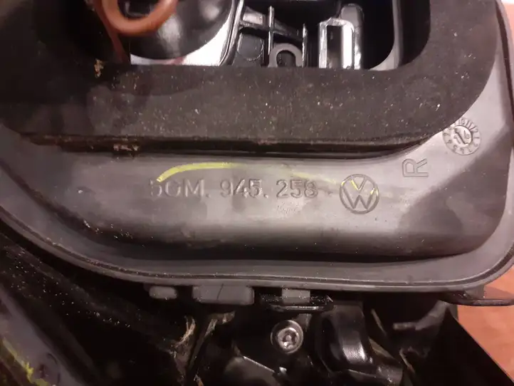 Volkswagen Golf VII (2013 - 2019) 5GM945096B Комплект задних фонарей — фото 2