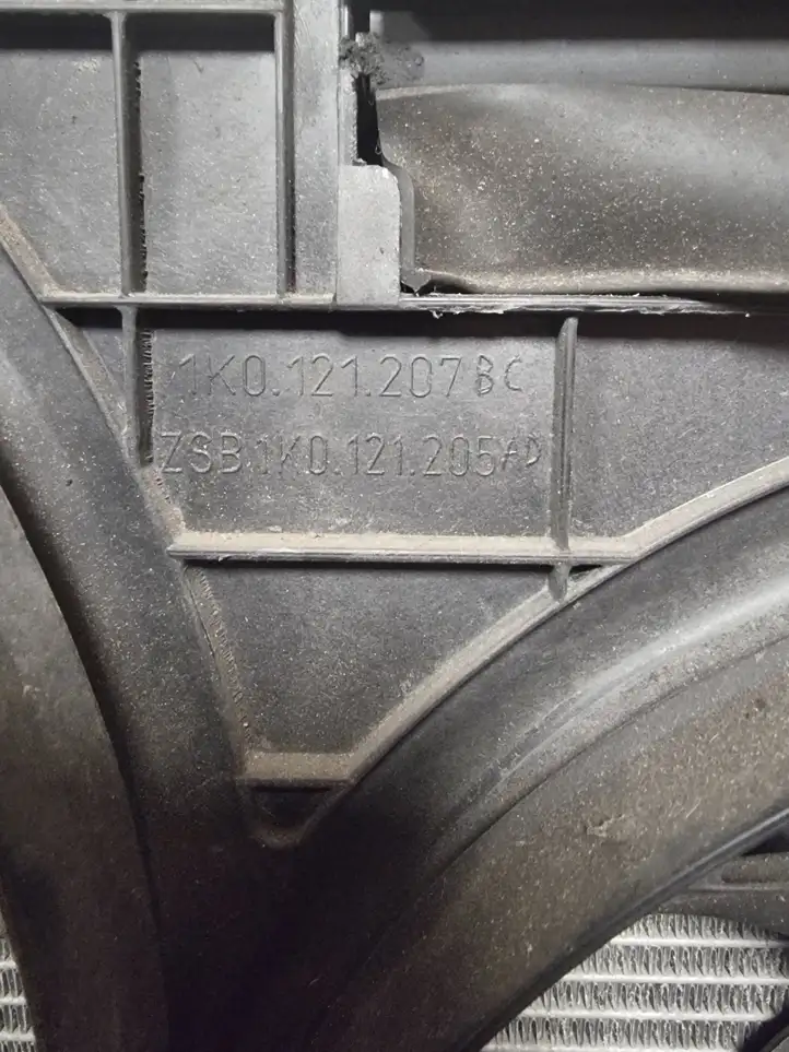 Volkswagen Tiguan (2007 - 2011) 1K0121207BC Комплект радиаторов охлаждения — фото 8