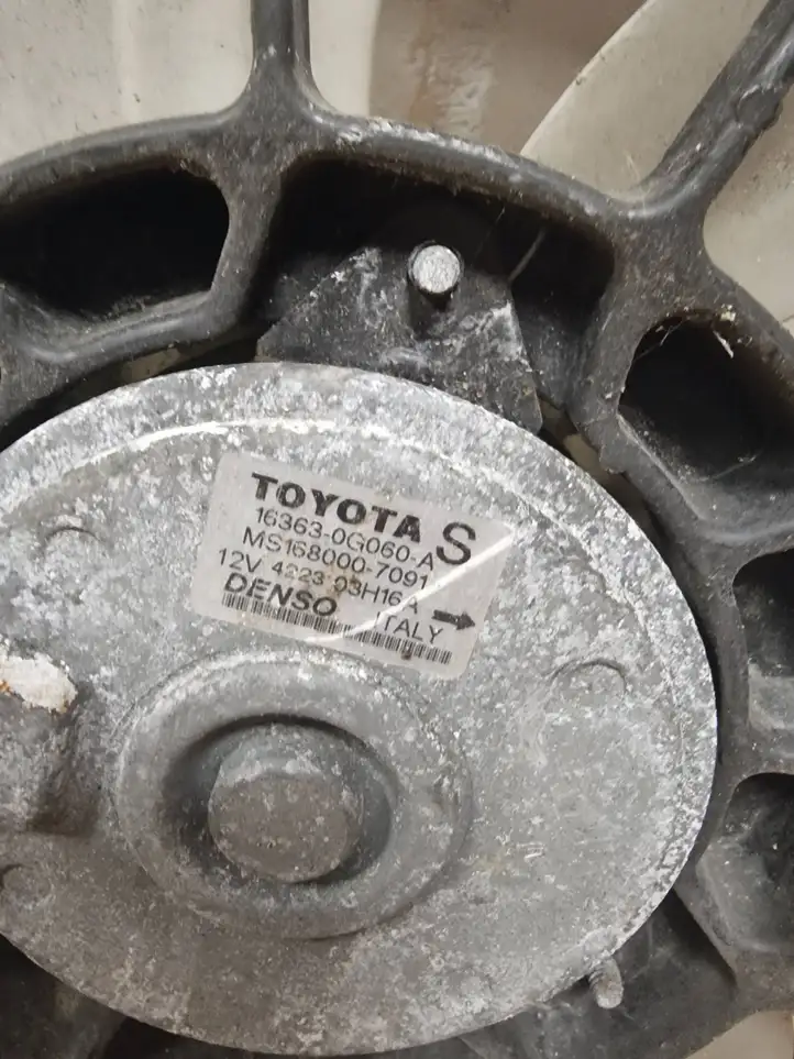 Toyota Corolla Verso E121 (2004 - 2007) DT4227500310 Электровентилятор радиатора — фото 3