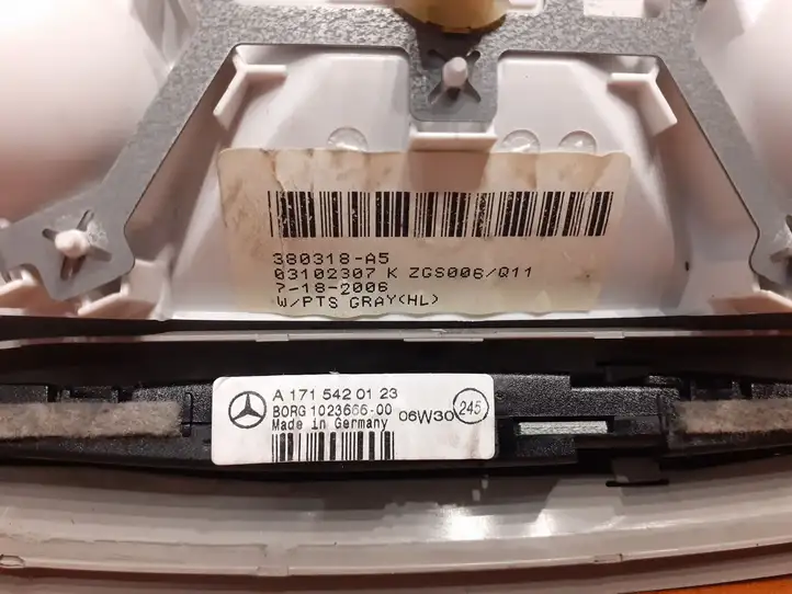 Mercedes-Benz R W251 (2005 - 2013) A1648200423 Передняя подсветка — фото 3