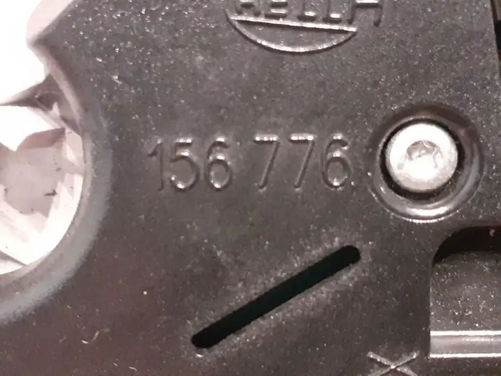 Mercedes-Benz E W211 (2002 - 2009) 3664 Передняя подсветка — фото 4