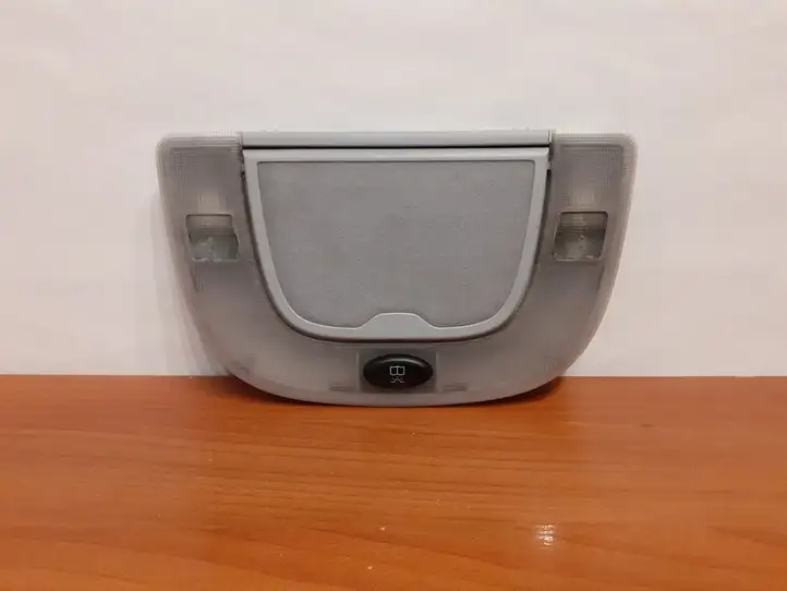 Mercedes-Benz S W220 (1998 - 2006) A2208200301 Передняя подсветка — фото 1