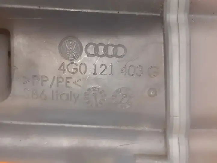 Audi A7 S7 4G (2010 - 2014) 4G0121403G Расширительный бачок — фото 8