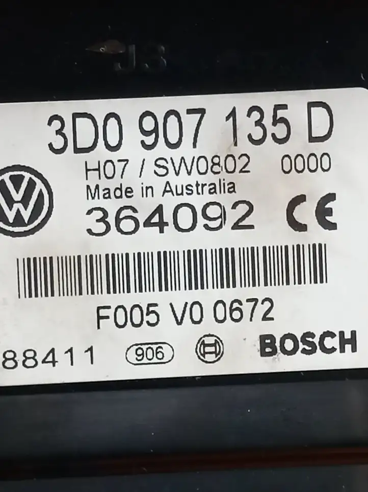 Volkswagen Phaeton (2008 - 2016) 3D0907135D Передняя подсветка — фото 2