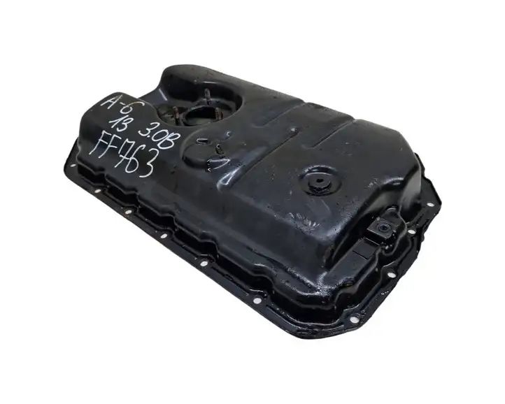 Audi A6 C7 (2011 - 2014) 06E103600C Картер двигателя — фото 6