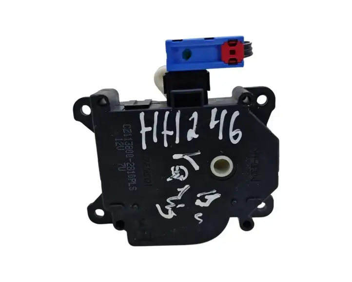 Toyota Yaris (2014 - 2019) CZ1138002810PLS Двигатель задвижки потока воздуха — фото 2
