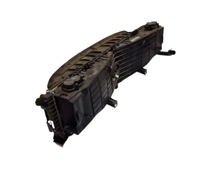 Tesla Model S (2012 - 2016) 600737200A Дефлектор воздуха — фото 10