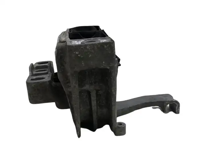 Skoda Octavia Mk3 (5E) (2013 - 2019) 5Q0199262BK Опора двигателя — фото 4