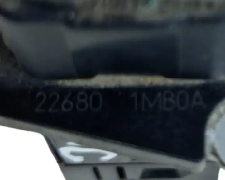 Nissan Juke I F15 (2010 - 2018) 226801MB0A Датчик массового расхода воздуха — фото 2