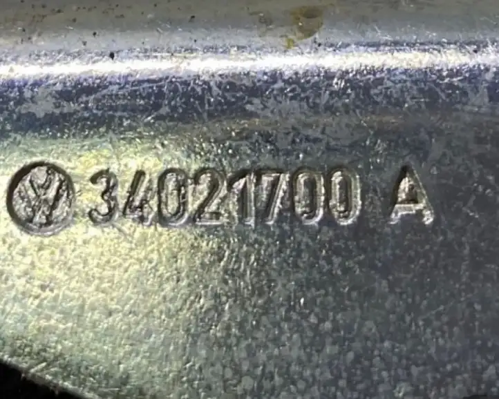 Volkswagen Tiguan (2007 - 2011) 33017492B Задний ремень безопасности — фото 4