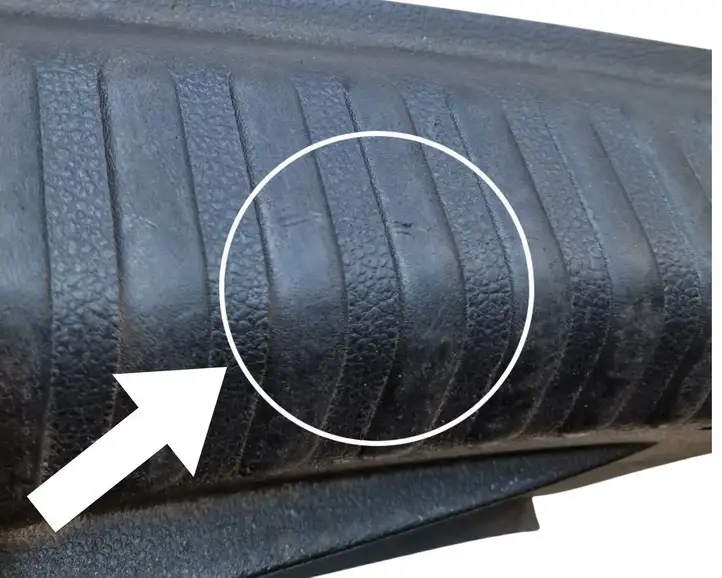 Volkswagen Tiguan (2007 - 2011) 5N0863459 Отделка порога багажника — фото 6