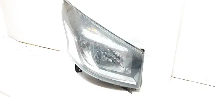 Renault Trafic III (X82) (2014 - ) 260105469R Передняя фара — фото 2