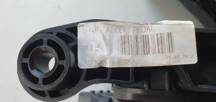 Hyundai i30 (2012 - 2015) Педаль акселератора — фото 6