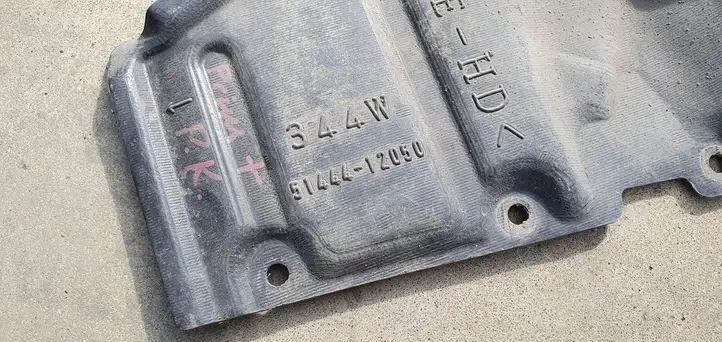 Toyota Prius+ (ZVW40) (2011 - 2018) Защита двигателя — фото 2