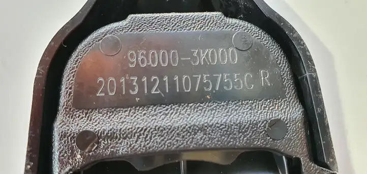 Kia Sportage (2010 - 2014) Датчик дождя — фото 4