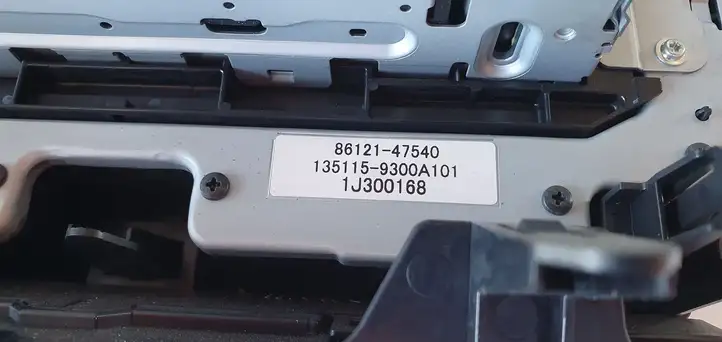 Toyota Prius+ (ZVW40) (2011 - 2018) Магнитола / мультимедийная система — фото 8