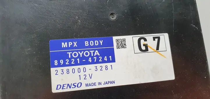 Toyota Prius+ (ZVW40) (2011 - 2018) Прочие блоки управления — фото 5