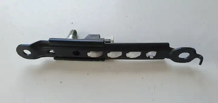 Toyota Prius+ (ZVW40) (2011 - 2018) Электродвигатель регулировки ремня безопасности — фото 3