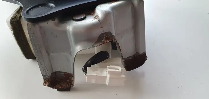 Toyota Prius+ (ZVW40) (2011 - 2018) электрический вентилятор батареи автомобиля — фото 8