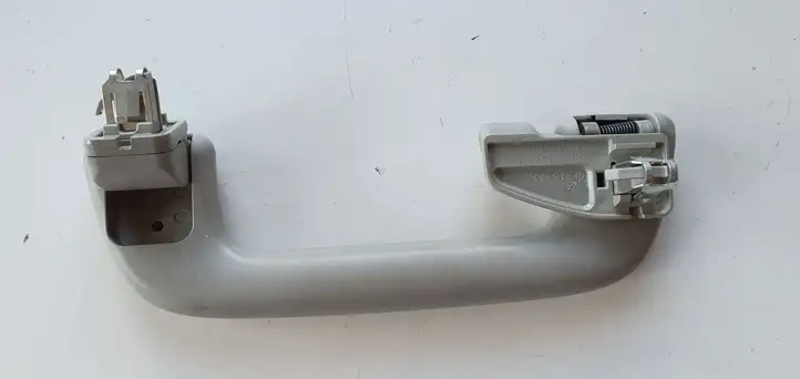 Toyota Prius+ (ZVW40) (2011 - 2018) Потолочная ручка задняя — фото 2