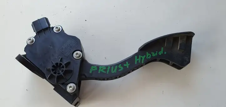 Toyota Prius+ (ZVW40) (2011 - 2018) Педаль акселератора — фото 3