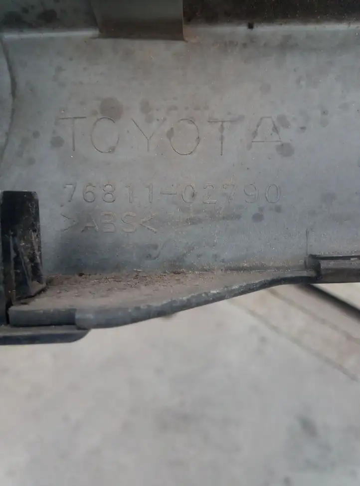 Toyota Auris E180 (2012 - 2018) Прочая отделка багажника — фото 3