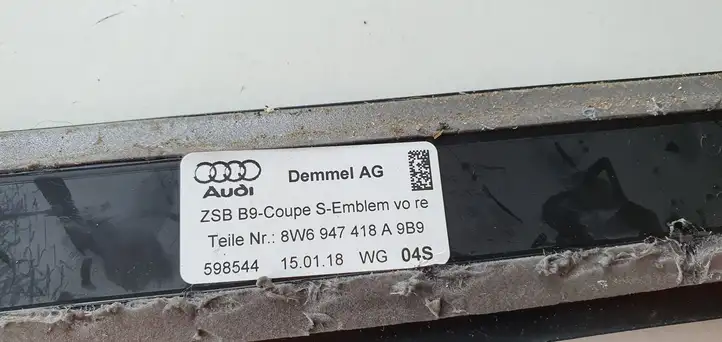 Audi A5 (2016 - ) Внутренняя отделка переднего порога — фото 3