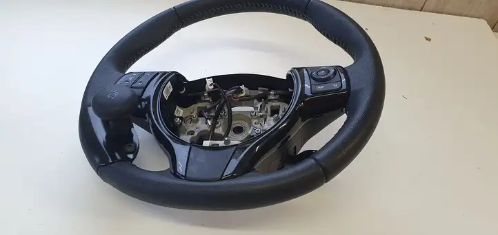 Toyota Yaris (2014 - 2019) Руль — фото 4