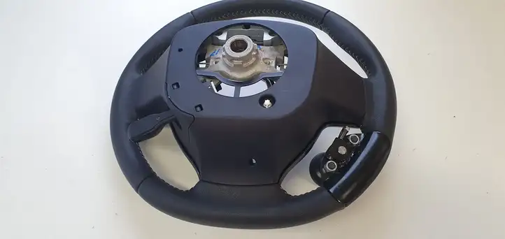Toyota Yaris (2014 - 2019) Руль — фото 5
