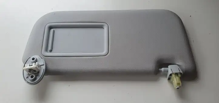 Toyota Prius (XW50) (2015 - ) Солнцезащитный козырек — фото 1