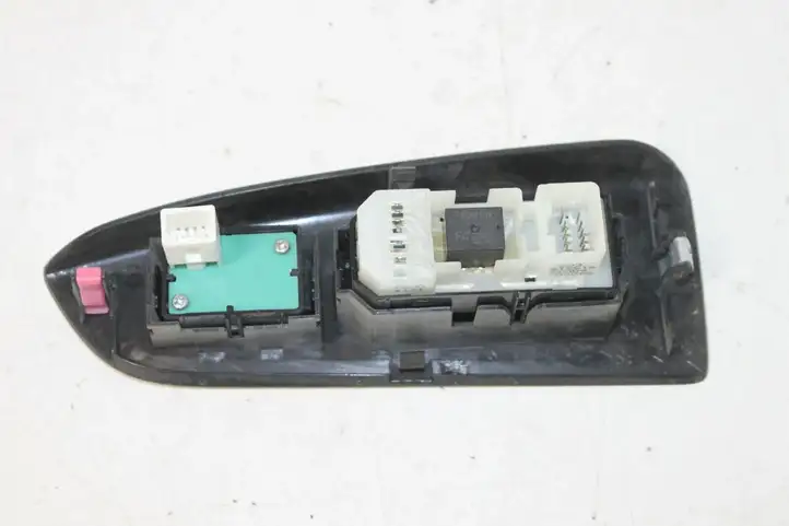 Lexus GX J120 (2002 - 2009) 8403060032 Блок кнопок стеклоподъемников — фото 3