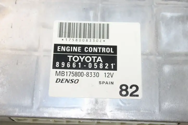 Toyota Avensis T250 (2006 - 2009) 8966105821 Блок управления двигателем (ЭБУ) — фото 2