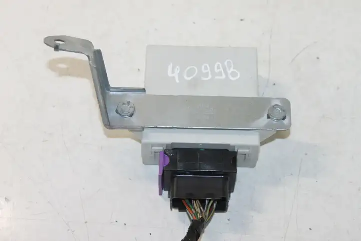 Toyota Avensis T250 (2006 - 2009) 8594005020 Реле стеклоочистителей — фото 4