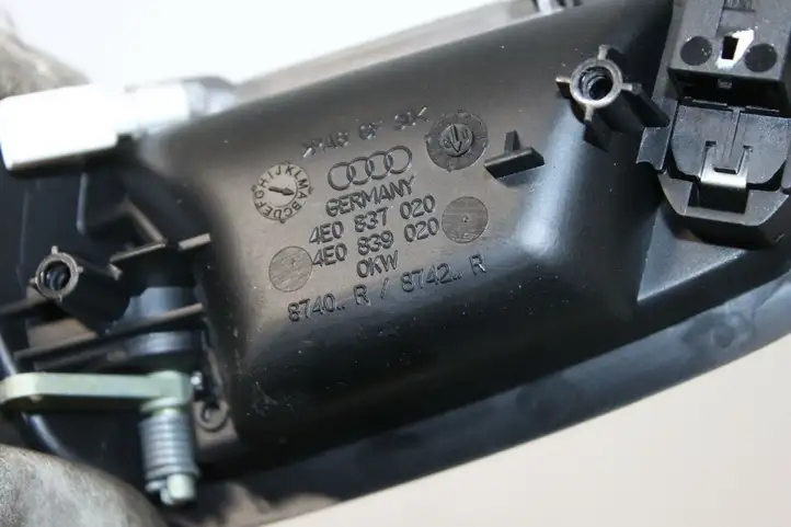 Audi A8 S8 D3 4E (2007 - 2010) 4E0837020 Внутренняя ручка задней двери — фото 5