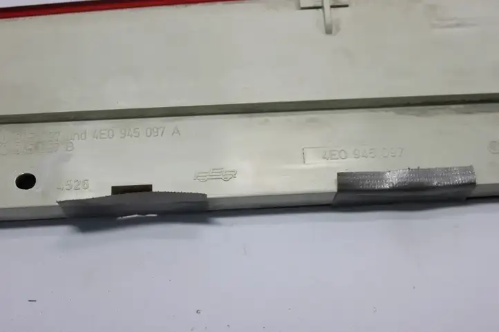 Audi A8 S8 D3 4E (2007 - 2010) 4E0945097 Дополнительный стоп фонарь — фото 6