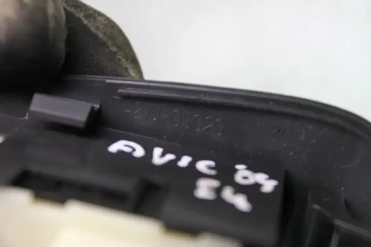 Toyota Prius (XW20) (2003 - 2009) 7427105020 Блок кнопок стеклоподъемников — фото 6