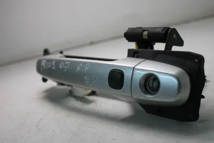 Toyota Prius (XW20) (2003 - 2009) Наружная ручка двери — фото 2